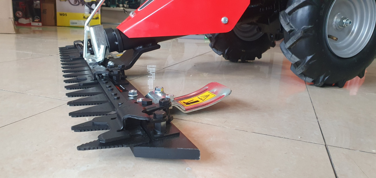 Profesionalna benzinska čeona – strižna kosilica – kosačica - za visoku travu DIESSE IBIS by HONDA GX200 5.8KS