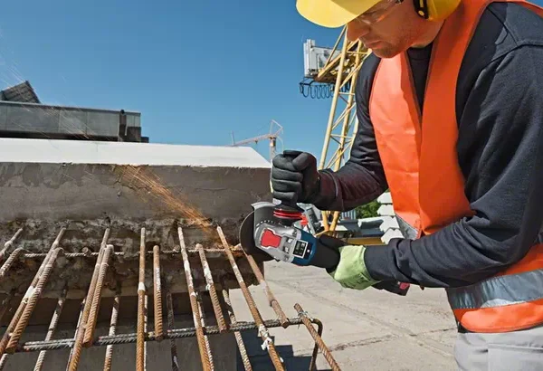 Aku ugaona-kutna brusilica Bosch GWX 18V-10 SC 06017B0400 125mm u koferu X-LOCK