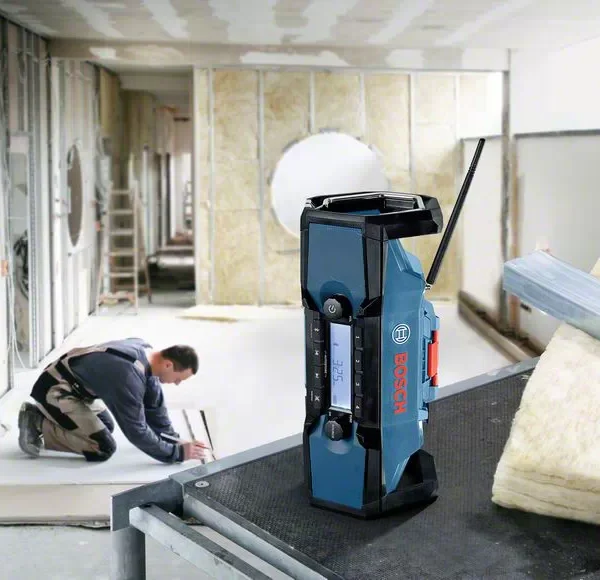 Aku zvučnik - radio uređaj Bosch GPB 18V-2 C 06014A3000