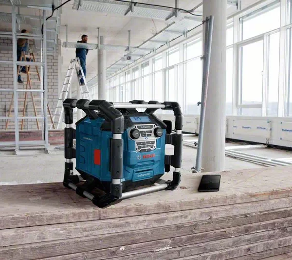 Aku zvučnik - radio uređaj Bosch GPB 18V-5 C 06014A4000