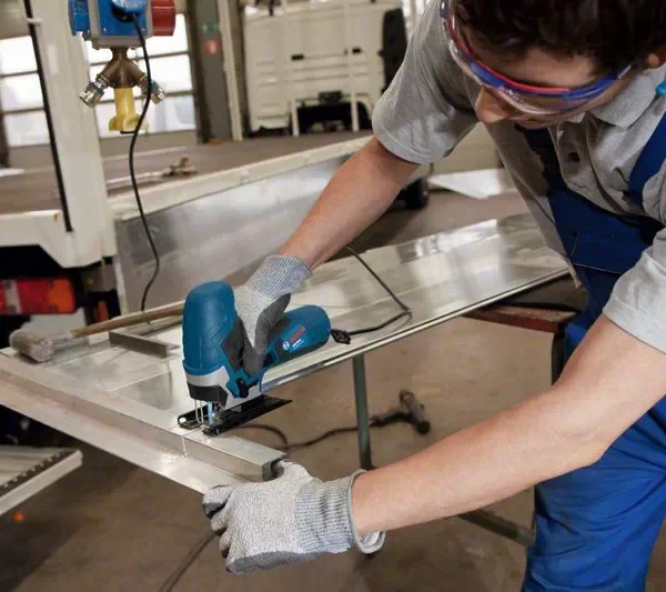 Električna ubodna pila Bosch GST 90 E 060158G000 650W