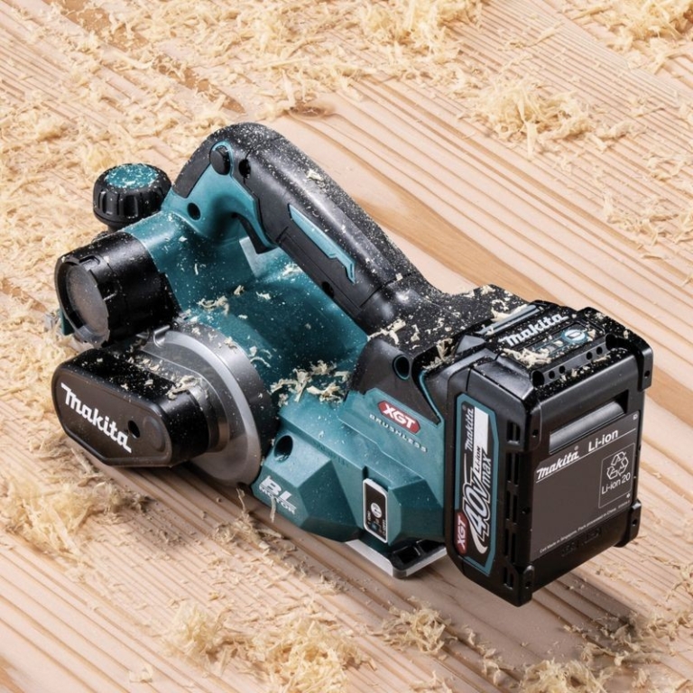 Aku glodalica za utore za drvo - keksarica Makita KP001GZ 40V 82mm