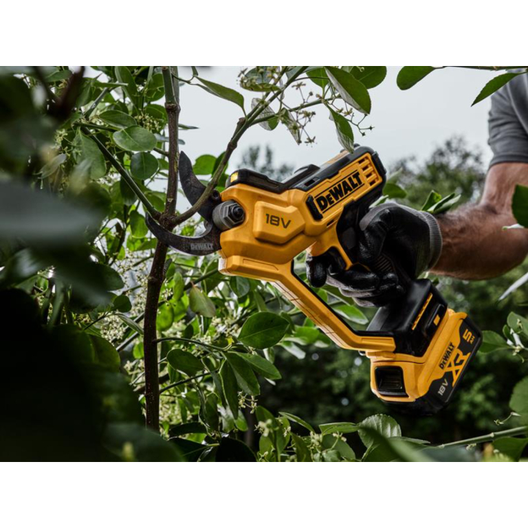 Aku škare-makaze za orezivanje - voćarske DeWalt DCMPP568P1 18V sa baterijom 5.0Ah i punjačem