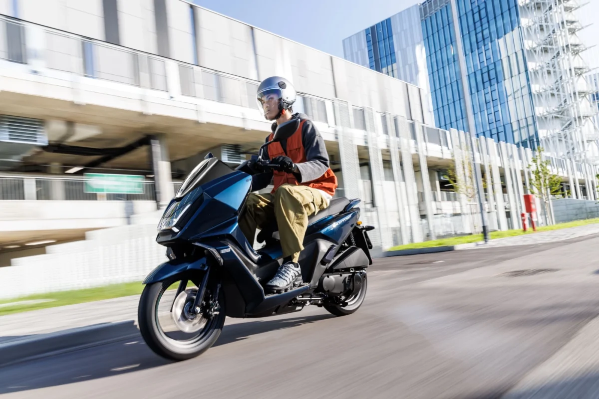 Motor - skuter Kymco Sky Town 125 - 125cc