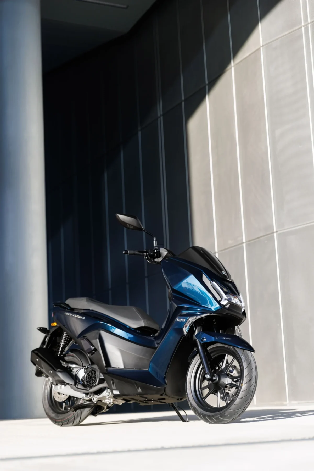 Motor - skuter Kymco Sky Town 125 - 125cc