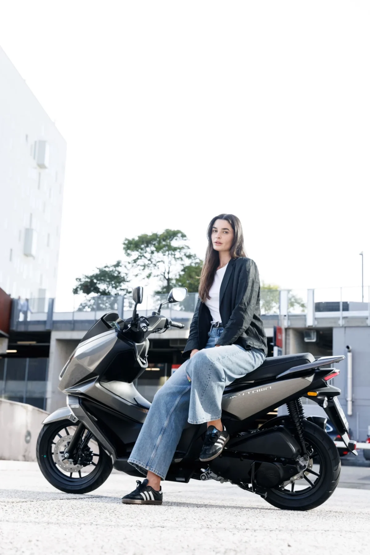 Motor - skuter Kymco Sky Town 125 - 125cc