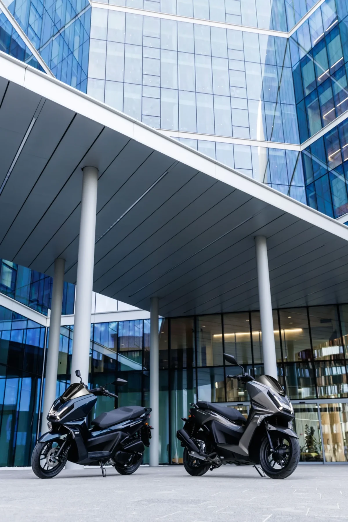 Motor - skuter Kymco Sky Town 125 - 125cc