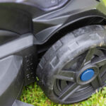 Gurajuća aku kosilica - kosačica Scheppach BC-MP320-XS2 5911413900 20V IXES Brushless 32cm sa baterijom 2.0Ah i punjačem 2.4A