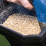 Aku raspršivač Scheppach C-GSP800-XS2 20V IXES 3.5l sa baterijom 2.0Ah i punjačem 2.4A