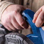 Aku ručna kružna pila - cirkular Scheppach BC-HCS165-XS2 20V IXES Brushless 165mm sa baterijom 2.0Ah i punjačem 2.4A