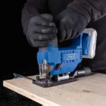 Aku ubodna pila Scheppach C-JS220-XS2 20V IXES sa baterijom 2.0Ah i punjačem 2.4A