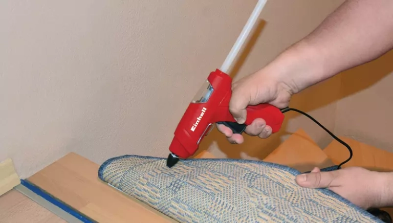 Električni pištolj za vruće ljepljenje Einhell TC-GG 30 3870000054 30W GRATIS 24-dijelni set patrona