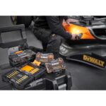 Set impact bitova za bušilice DeWalt x McLaren DT70901T 32-dijelni