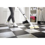 Aku mašina za pranje - čišćenje podova KARCHER EWM 2 1.056-310.0