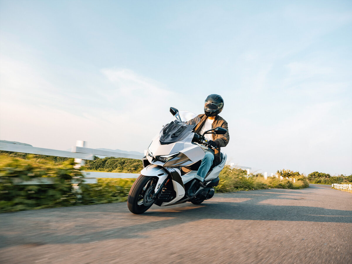 Motor – skuter Kymco XCITING VS 400 – 400cc