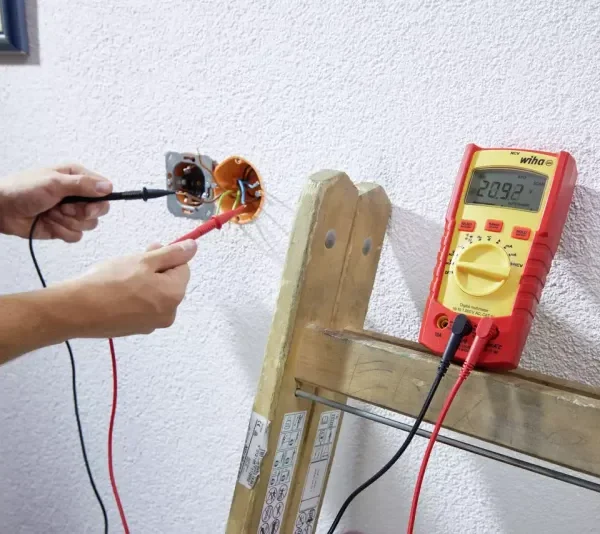 Digitalni multimetar Wiha CAT IV 45215 1000V