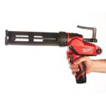 Aku pištolj za brtvljenje - silikon Milwaukee M12 PCG/310C-201B sa baterijom i punjačem u torbi 4933441655 12V