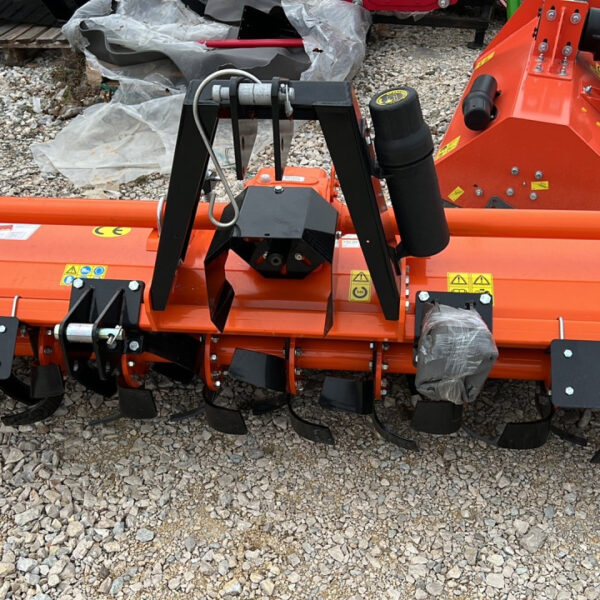 Traktorska freza Shaktiman 180 025244