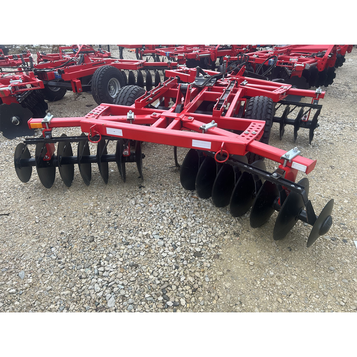 image-298.jpg Tanjirača Agrina 029690 32 diska