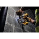 Aku udarna bušilica DeWalt DCD996P2 18V sa 2 baterije 5.0Ah i punjačem u TSAK koferu