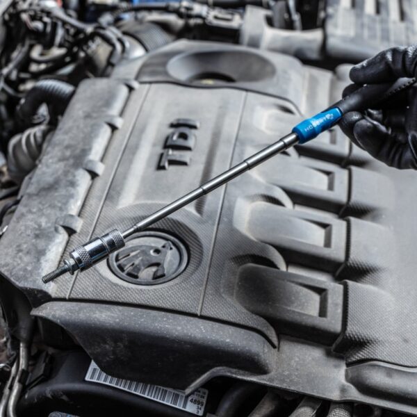 Teleskopska magnetna hvataljka Hoegert HT4R508 195-810mm