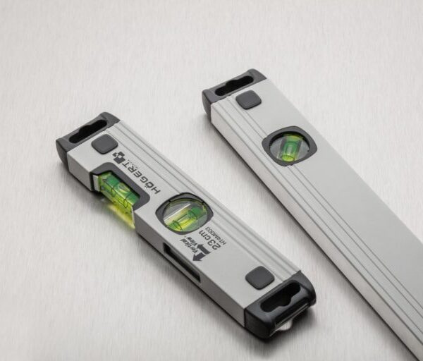 Libela aluminijska Hoegert HT4M003 23cm