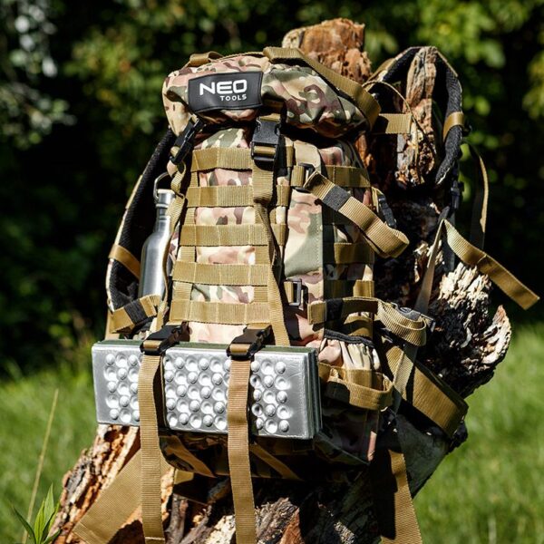 Ruksak za kampovanje i planinarenje Neo Tools 84-325 30L