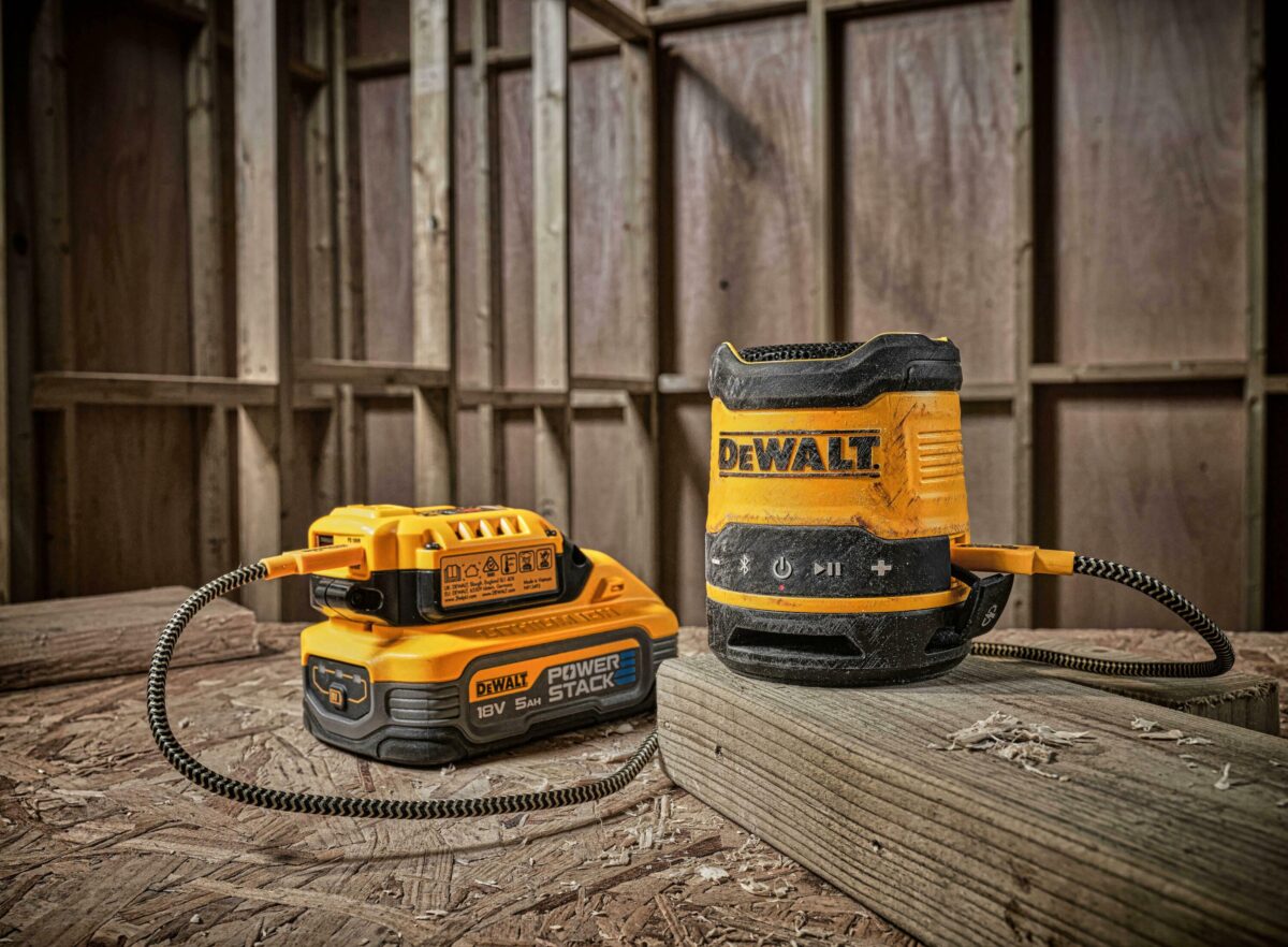 Aku bluetooth zvučnik - radio uređaj DeWalt DCR009 5W