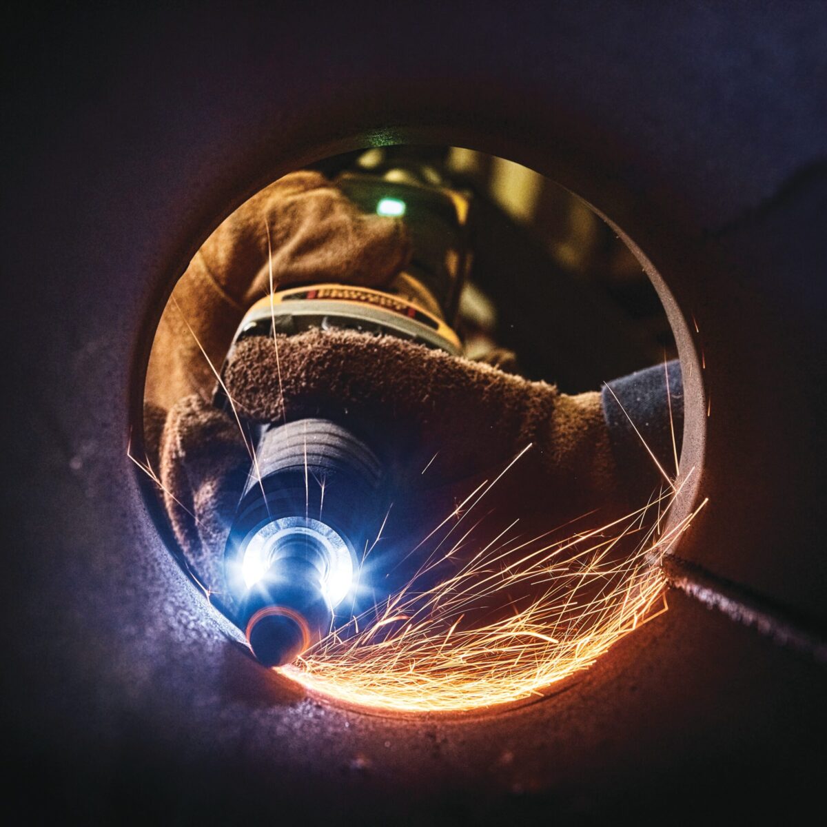 Električna ravna brusilica DeWalt DWE4997 1300W 1/4"