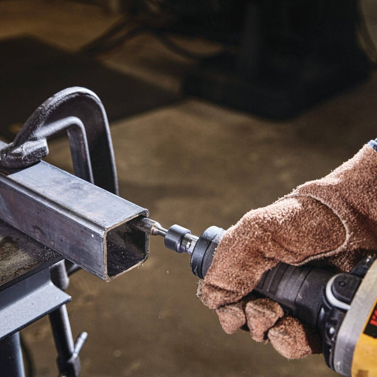 Električna ravna brusilica DeWalt DWE4997 1300W 1/4"