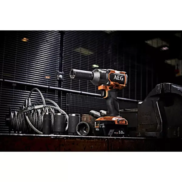 Aku udarni odvijač AEG BSS 18MTF12BL-402C 4935479664 sa dvije 4.0Ah baterije i punjačem u koferu