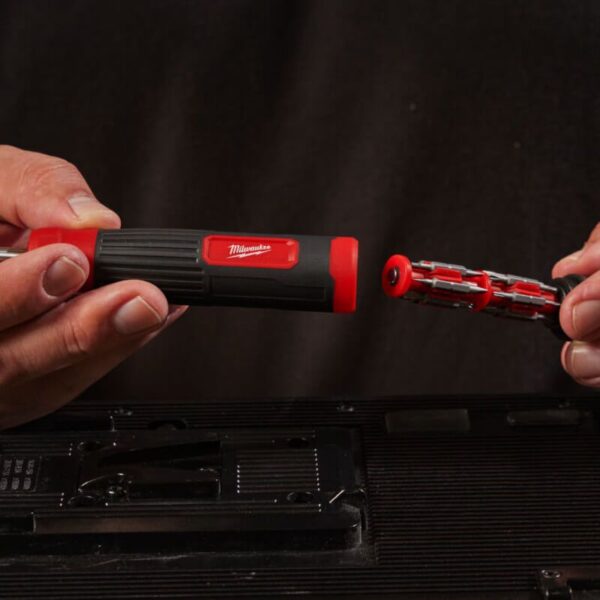 Nasadni izvijač - šarafciger sa 27 bitova Milwaukee 4932498176