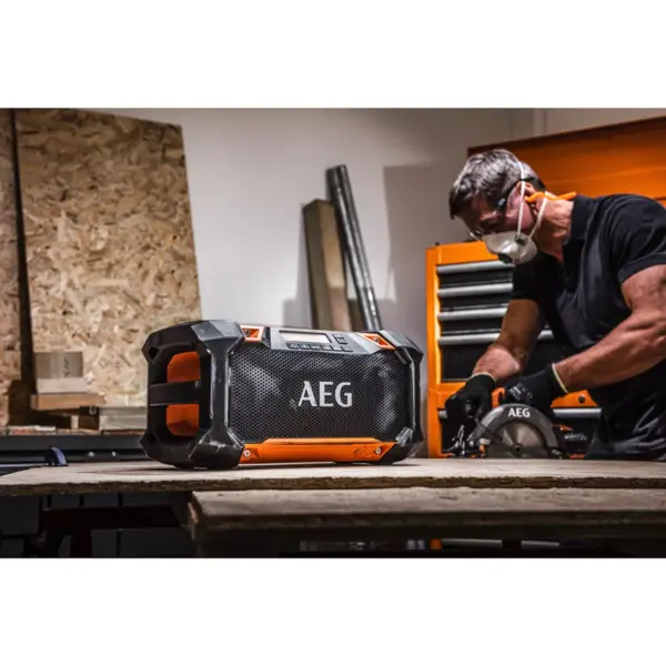 Aku zvučnik - radio uređaj AEG BR1218C-0 4935479668