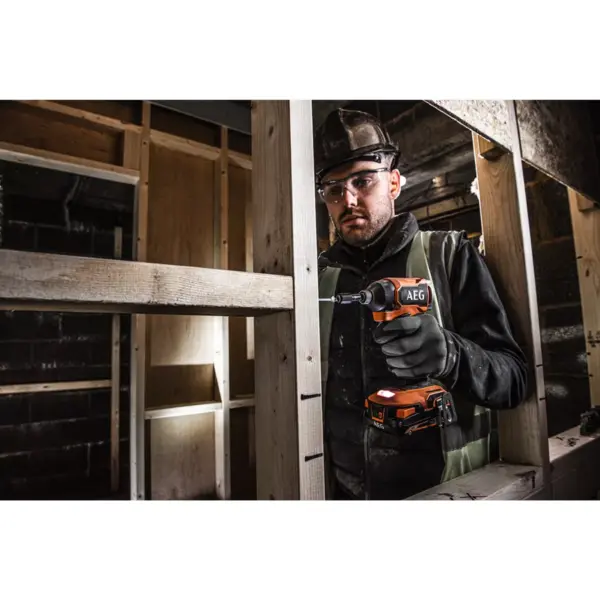 Aku udarni odvijač AEG BSS 18SBL2-0 4935480059 18V 200Nm