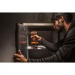 Aku udarni odvijač AEG BSS 18SBL2-0 4935480059 18V 200Nm