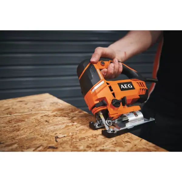 Električna ubodna pila AEG STEP 100X 4935451000 700W