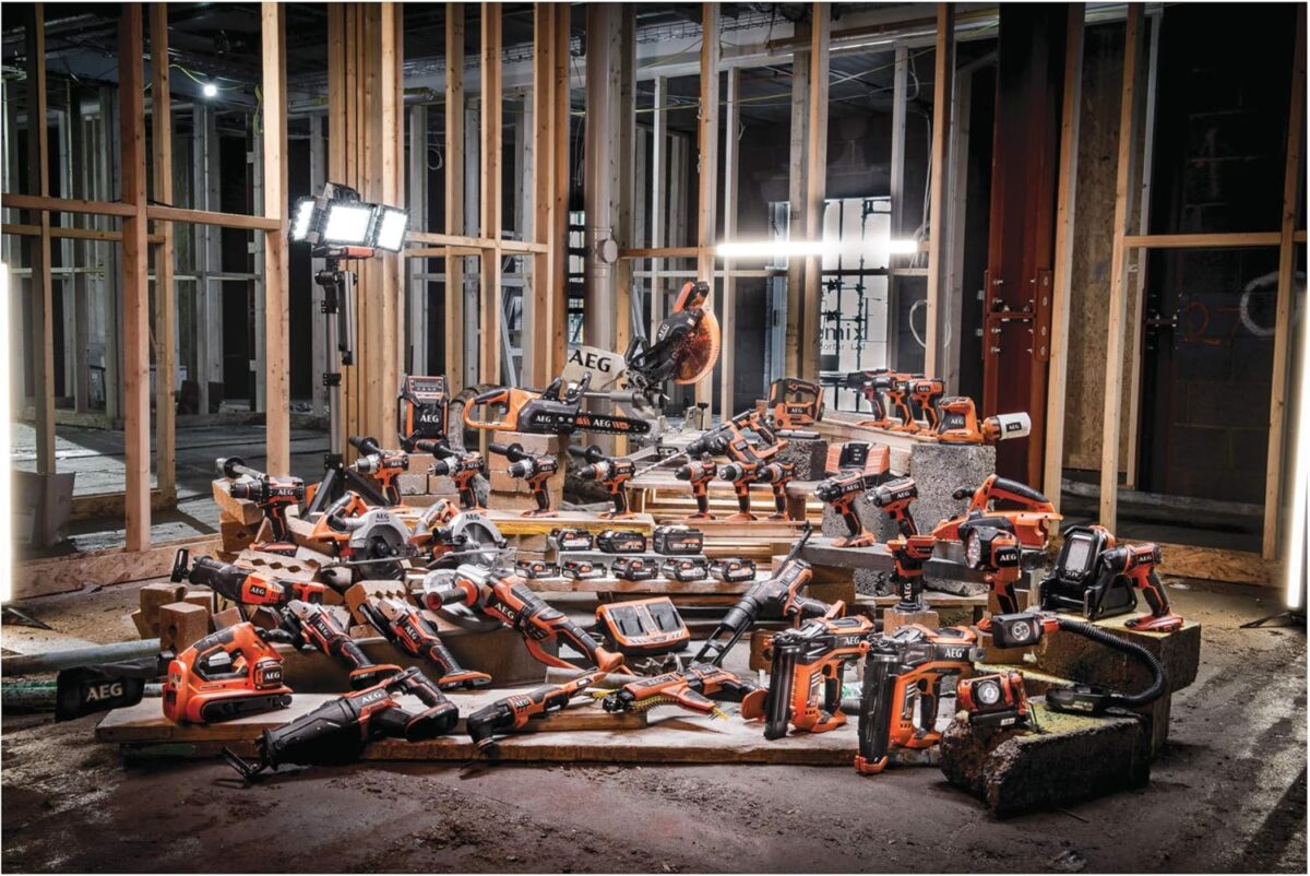 Aku bušilica - odvijač AEG BSB 18 CBL-0 4935451082 18V