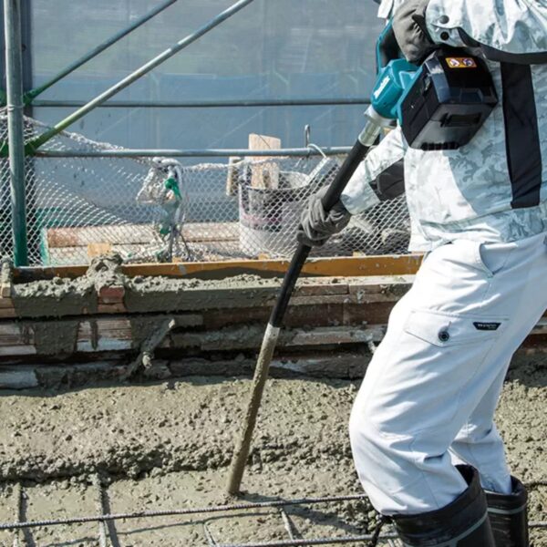 Aku vibrator za beton Makita VR003GZ 40V 32mm