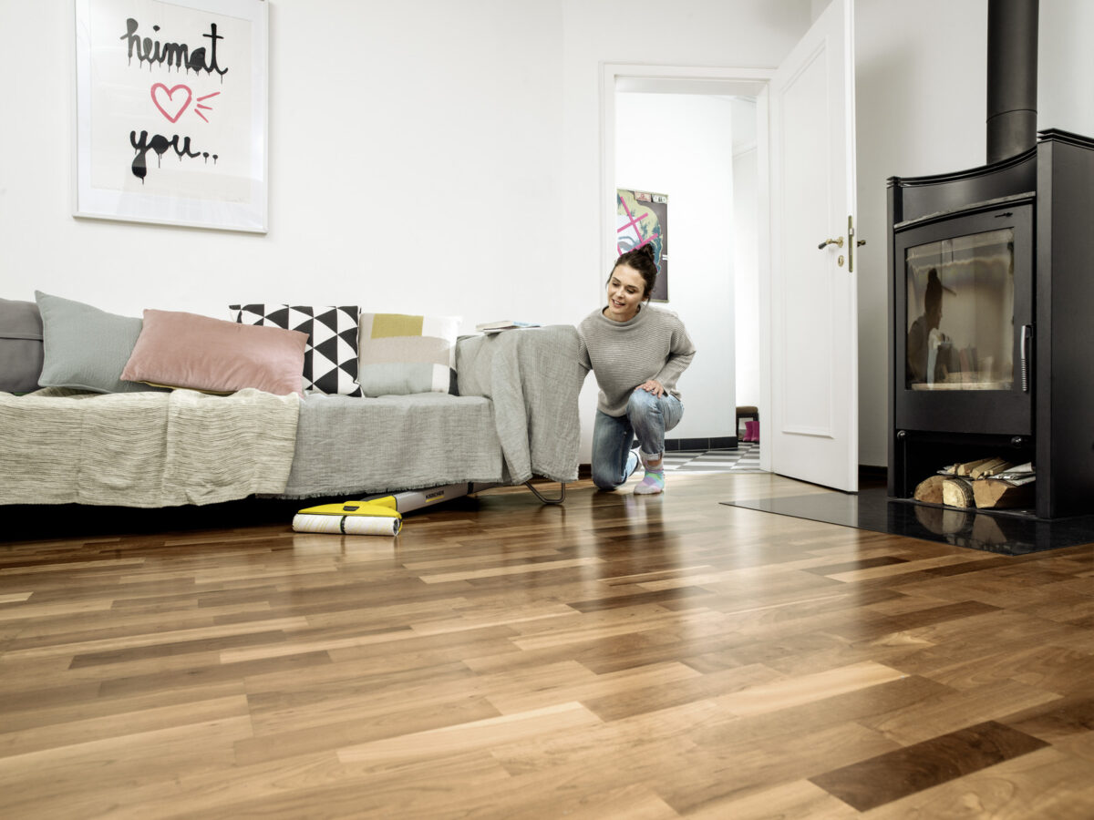 Aku mašina za pranje - čišćenje podova KARCHER EWM 2 1.056-300.0