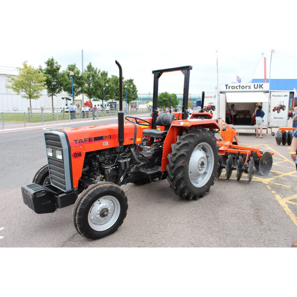 Dizelski traktor Tafe 45 DI 2WD bez kabine 014249 47.7KS