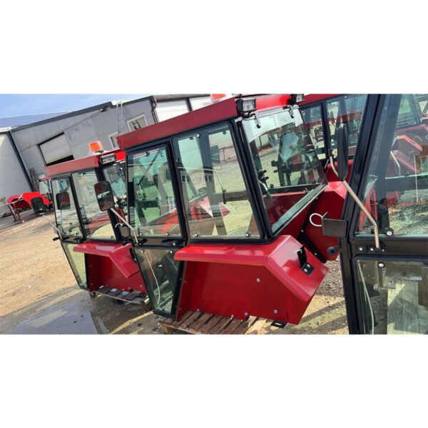 Traktorska kabina 088899 za Tafe 42 i LMT