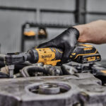 Aku ugaona - kutna bušilica - račna DeWalt DCF513N 18V 3/8" 95Nm
