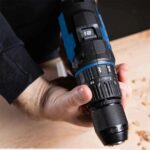 Aku udarna bušilica Scheppach C-CD45-XS2 20V IXES 45Nm sa baterijom 2.0Ah i punjačem 2.4A