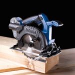 Aku ručna kružna pila - cirkular Scheppach BC-HCS165-XS4 20V IXES Brushless 165mm sa baterijom 4.0Ah i punjačem 2.4A