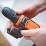 Aku bušilica - odvijač Black+Decker BDCDD12K1B 10.8V sa 2 baterije 1.5Ah i punjačem u koferu