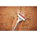 Aku štapni usisivač za suho usisavanje Black+Decker BHFEA515J 18V sa baterijom 1.5Ah i punjačem