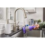 Aku štapni usisivač za suho usisavanje Black+Decker BHFEA640WG 21.6V sa baterijom 4.0Ah i punjačem