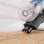 Aku štapni usisivač za suho usisavanje Black+Decker BHFEB520D1 18V sa baterijom 2.0Ah i punjačem