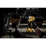 Aku udarni odvijač DeWalt DCF903P2 12V 3/8" 340Nm sa 2 baterije 5.0Ah i punjačem u koferu