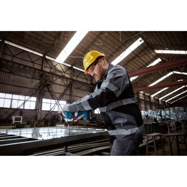 Aku udarni odvijač Bosch PRO GDR 18V-215 06019N2022 18V 1/4" 215Nm sa 2 baterije 2.0Ah i punjačem u koferu